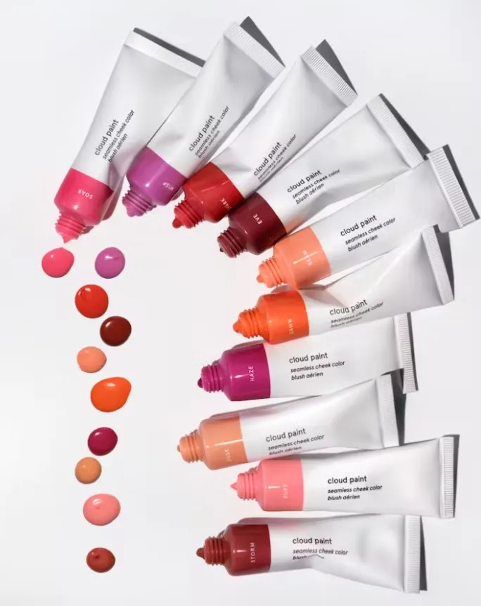 グロッシアー（Glossier）のコスメ